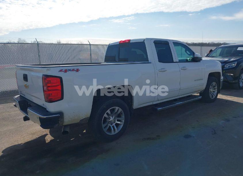Photo 4 of 2015 Chevrolet Silverado 1500 1LT (VIN 1GCVKREC0FZ437945)