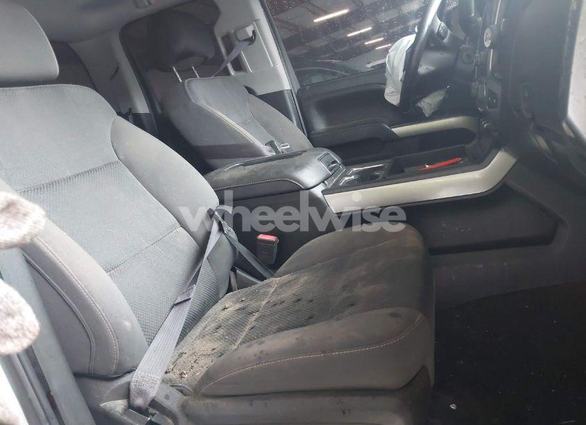 Photo 5 of 2016 Chevrolet Silverado 1500 1LT (VIN 1GCVKREC0GZ221854)