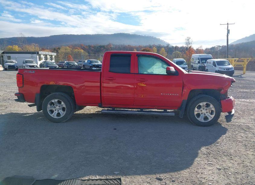 Photo 14 of 2016 Chevrolet Silverado 1500 2LT (VIN 1GCVKREC0GZ241960)