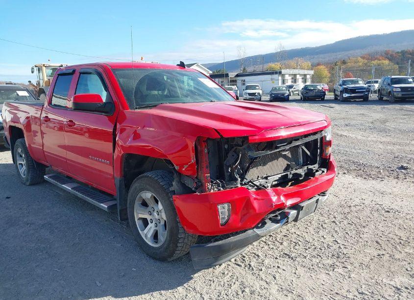 Photo 6 of 2016 Chevrolet Silverado 1500 2LT (VIN 1GCVKREC0GZ241960)