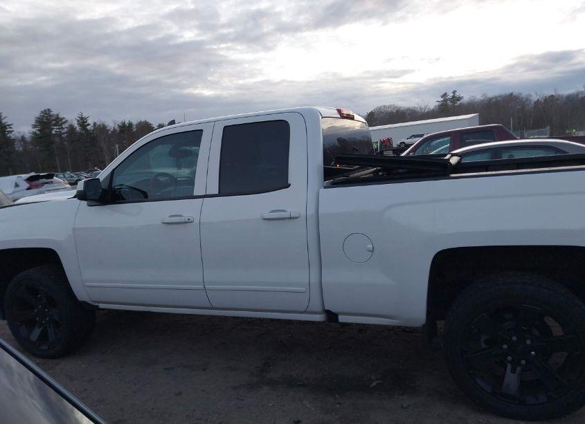 Photo 14 of 2016 Chevrolet Silverado 1500 1LT (VIN 1GCVKREC0GZ353495)