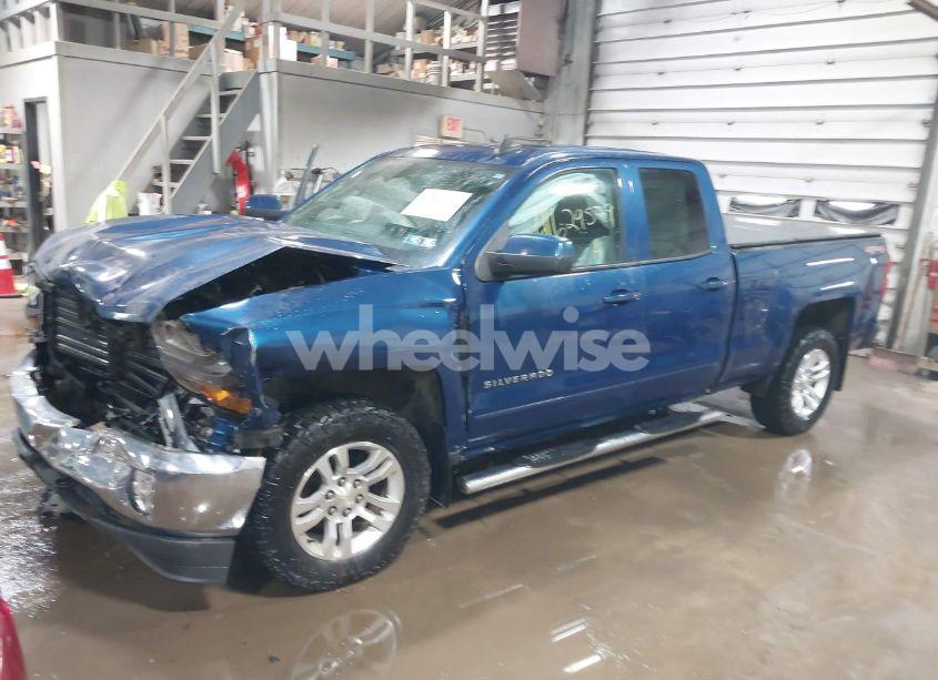 Photo 2 of 2017 Chevrolet Silverado 1500 1LT (VIN 1GCVKREC0HZ114840)