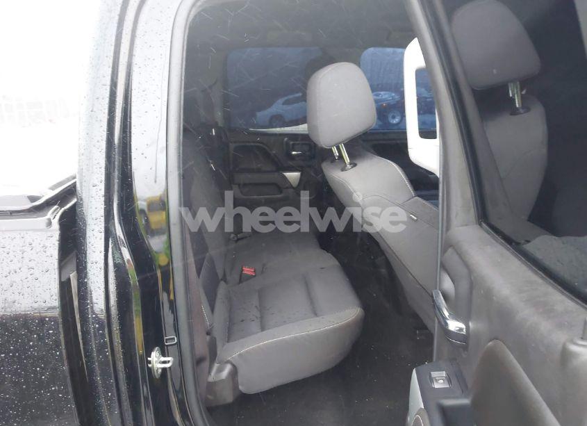 Photo 8 of 2017 Chevrolet Silverado 1500 2LT (VIN 1GCVKREC0HZ224609)