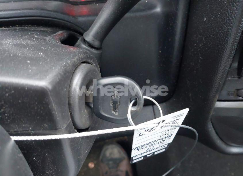 Photo 11 of 2017 Chevrolet Silverado 1500 1LT (VIN 1GCVKREC0HZ325908)