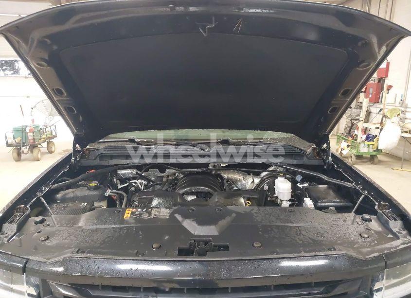 Photo 10 of 2017 Chevrolet Silverado 1500 2LT (VIN 1GCVKREC0HZ384747)