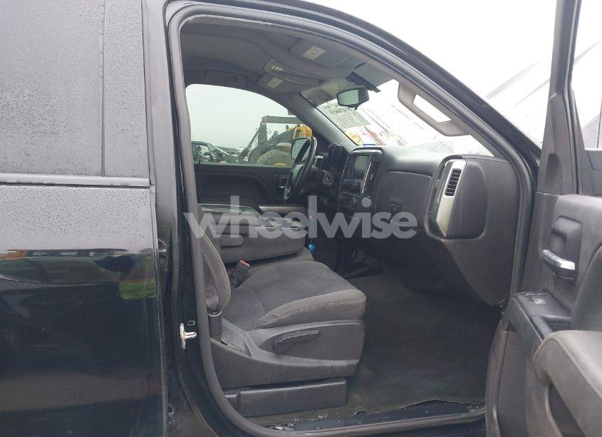 Photo 5 of 2018 Chevrolet Silverado 1500 1LT (VIN 1GCVKREC0JZ164286)