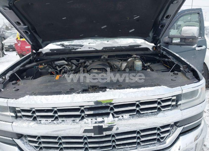 Photo 10 of 2018 Chevrolet Silverado 1500 1LT (VIN 1GCVKREC0JZ207430)