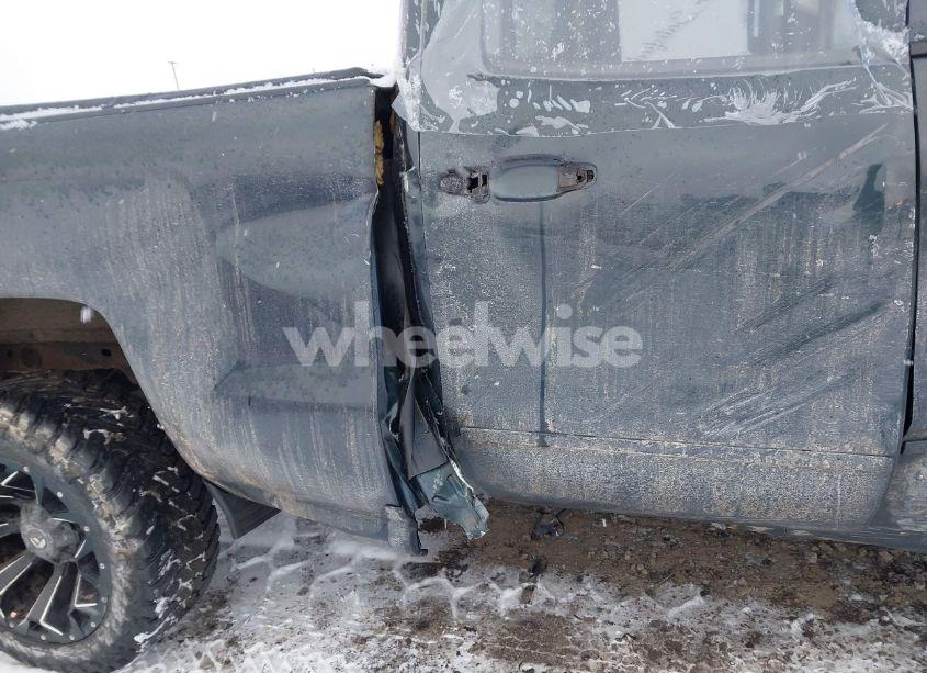 Photo 6 of 2018 Chevrolet Silverado 1500 1LT (VIN 1GCVKREC0JZ207430)