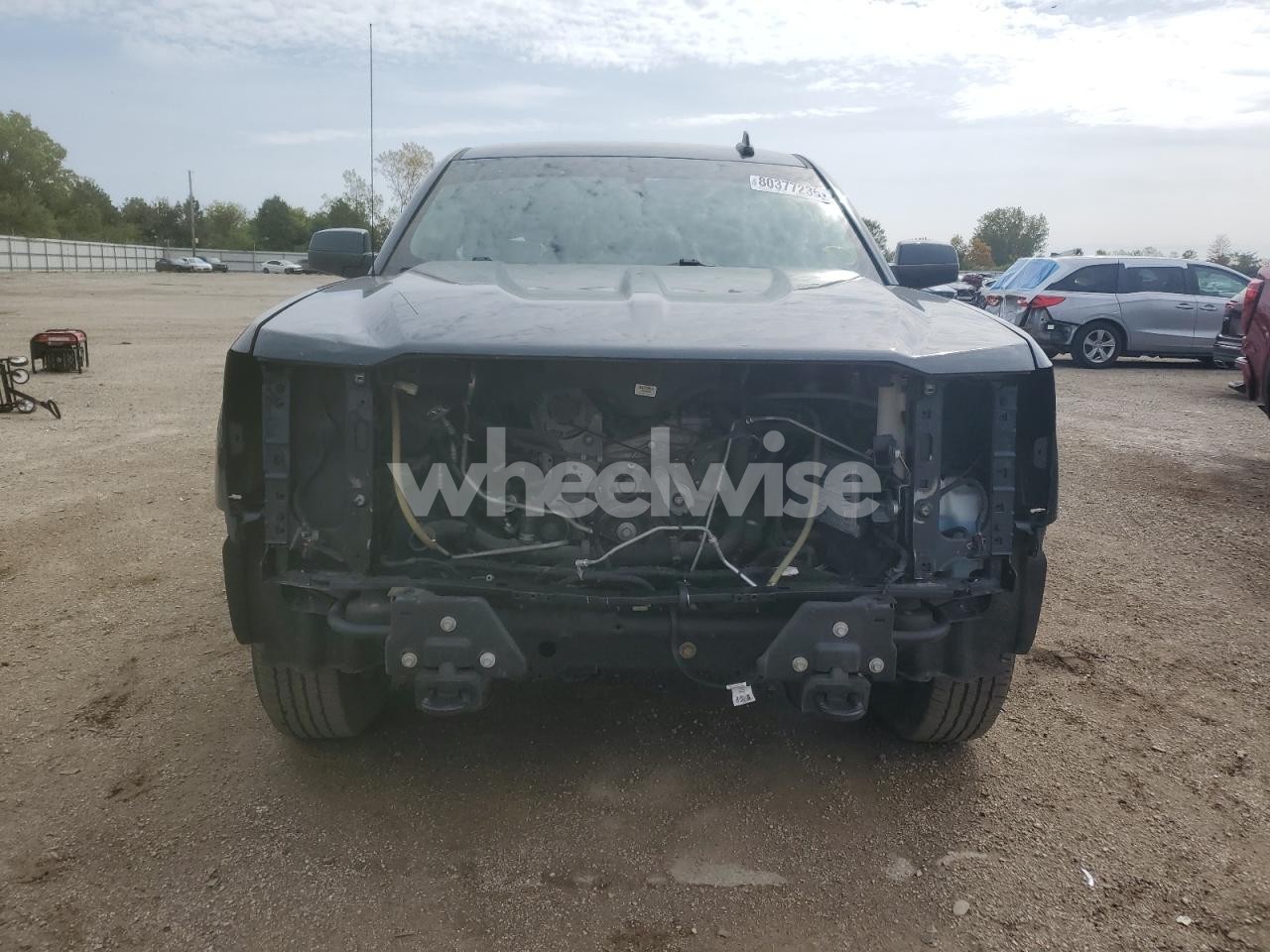 Photo 5 of 2018 CHEVROLET SILVERADO K1500 LT N/A (VIN 1GCVKREC0JZ300335)