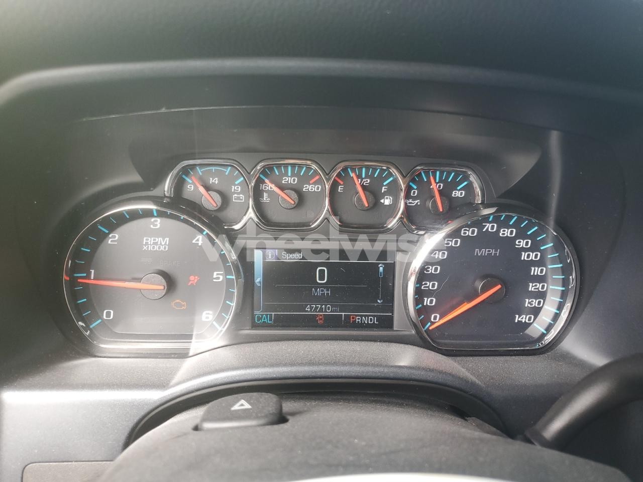 Photo 9 of 2018 CHEVROLET SILVERADO K1500 LT N/A (VIN 1GCVKREC0JZ300335)