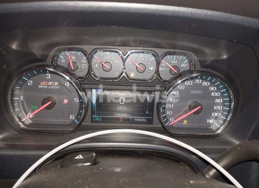 Photo 7 of 2018 Chevrolet Silverado 1500 2LT (VIN 1GCVKREC0JZ302831)