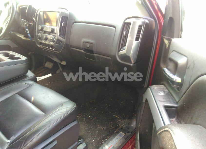 Photo 5 of 2014 Chevrolet Silverado 1500 2LT (VIN 1GCVKREC1EZ220239)