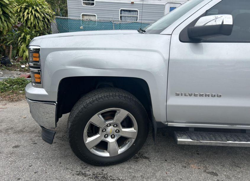 Photo 6 of 2014 Chevrolet Silverado 1500 2LT (VIN 1GCVKREC1EZ233007)