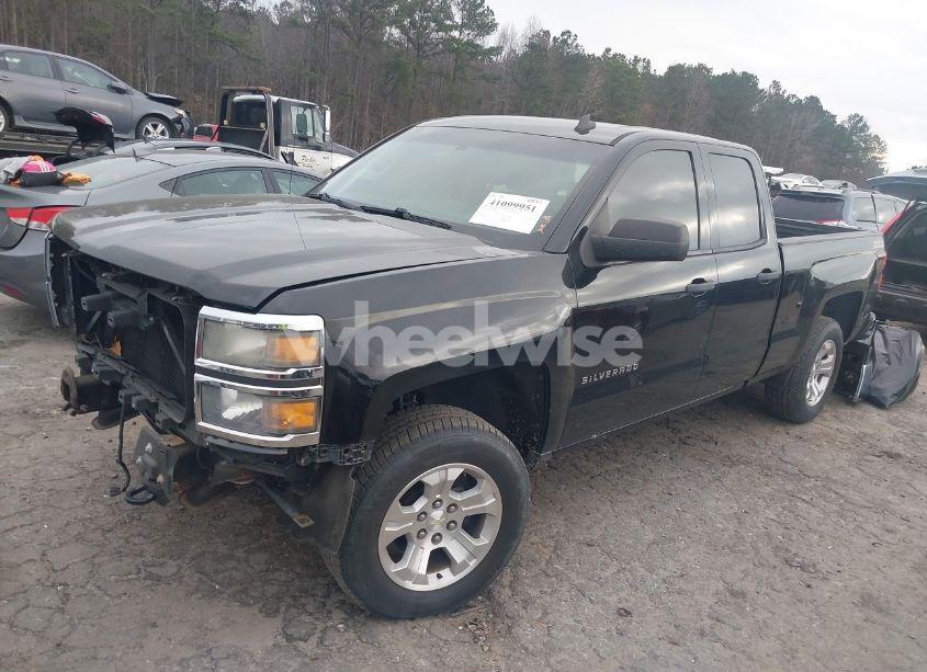 Photo 2 of 2014 Chevrolet Silverado 1500 2LT (VIN 1GCVKREC1EZ277590)