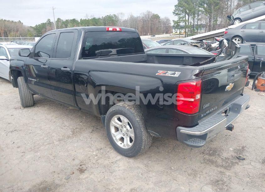 Photo 3 of 2014 Chevrolet Silverado 1500 2LT (VIN 1GCVKREC1EZ277590)