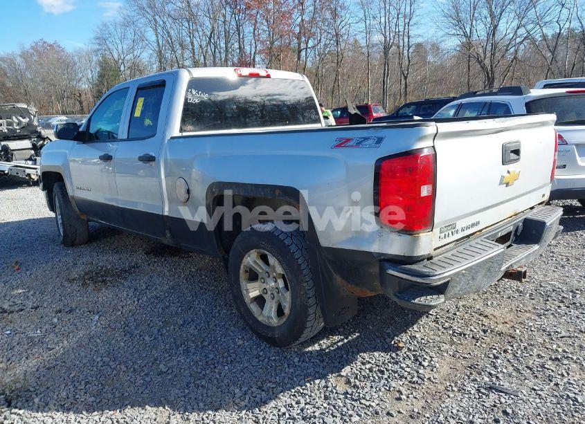 Photo 3 of 2014 Chevrolet Silverado 1500 2LT (VIN 1GCVKREC1EZ289044)