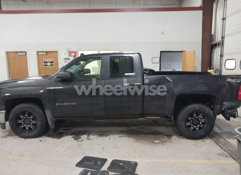 Photo 14 of 2014 Chevrolet Silverado 1500 2LT (VIN 1GCVKREC1EZ318879)