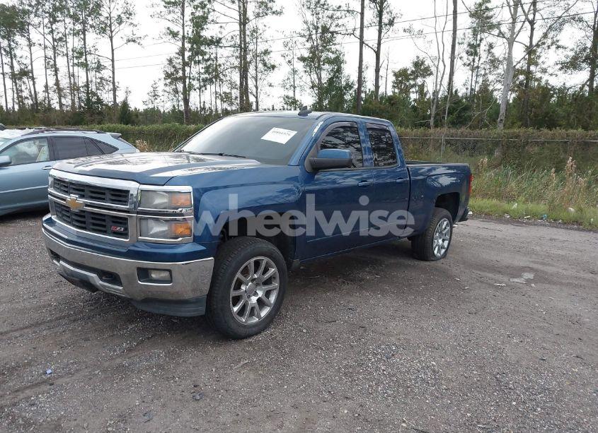 Photo 2 of 2015 Chevrolet Silverado 1500 2LT (VIN 1GCVKREC1FZ189673)