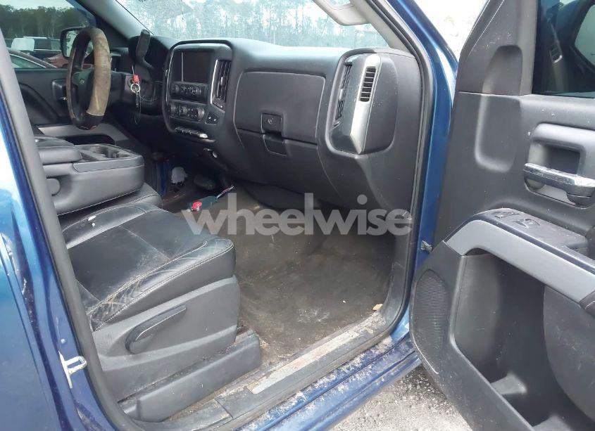 Photo 5 of 2015 Chevrolet Silverado 1500 2LT (VIN 1GCVKREC1FZ189673)