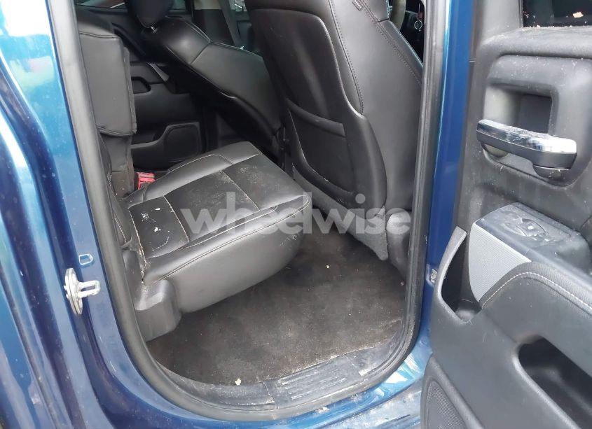 Photo 8 of 2015 Chevrolet Silverado 1500 2LT (VIN 1GCVKREC1FZ189673)