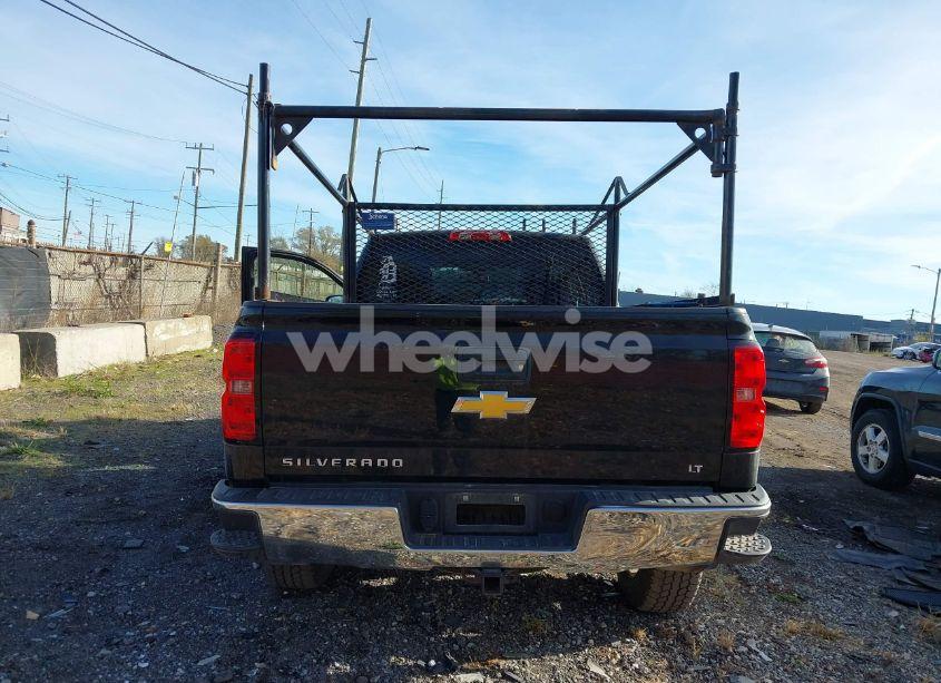 Photo 16 of 2015 Chevrolet Silverado 1500 2LT (VIN 1GCVKREC1FZ209579)