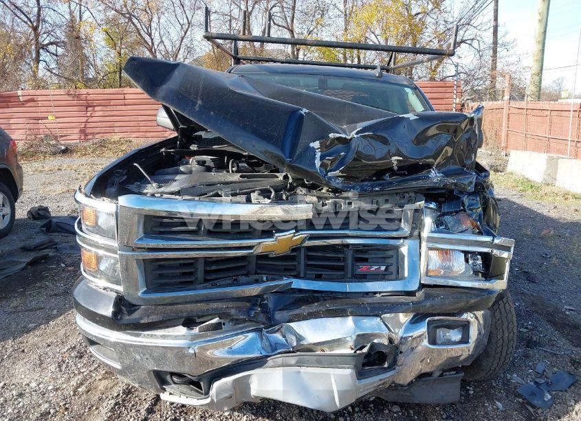 Photo 6 of 2015 Chevrolet Silverado 1500 2LT (VIN 1GCVKREC1FZ209579)