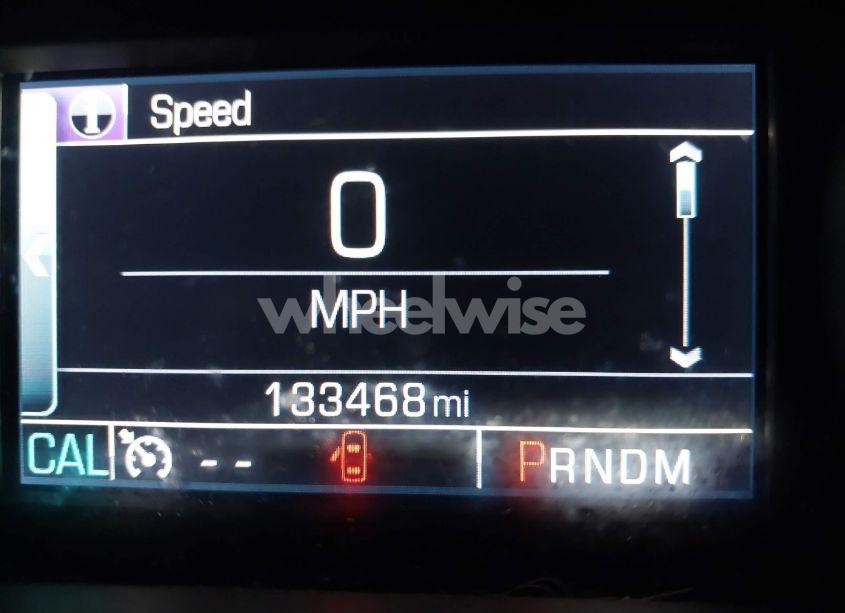 Photo 15 of 2015 Chevrolet Silverado 1500 2LT (VIN 1GCVKREC1FZ225653)