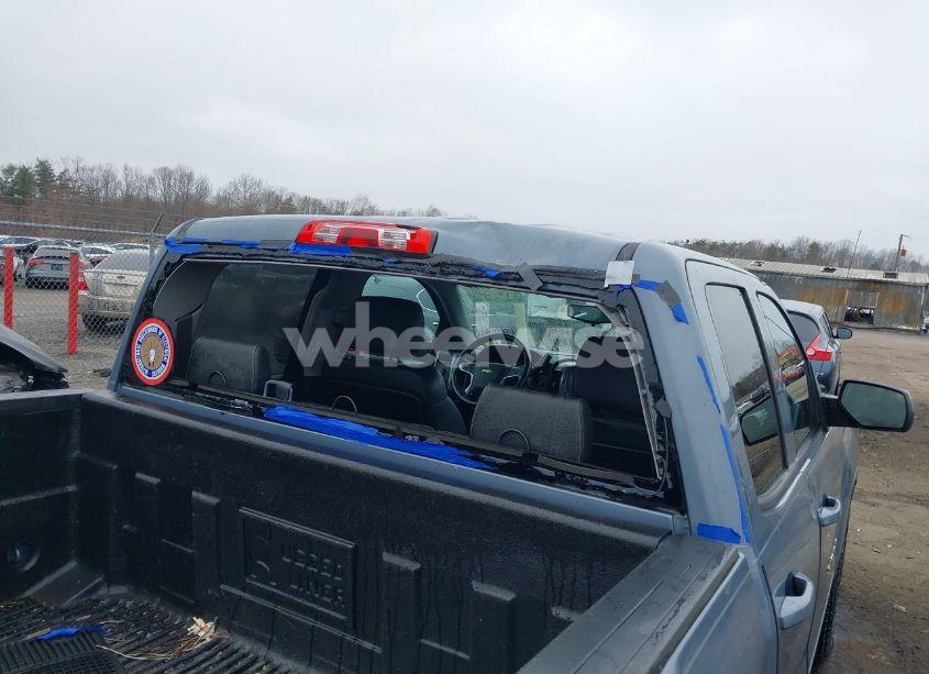 Photo 6 of 2015 Chevrolet Silverado 1500 2LT (VIN 1GCVKREC1FZ330239)