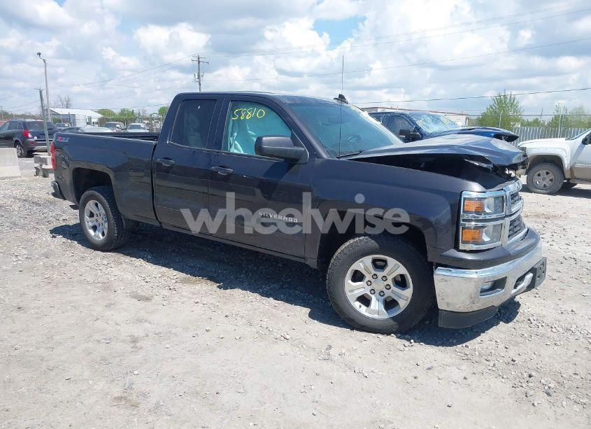 2015 Chevrolet Silverado 1500 2LT (VIN 1GCVKREC1FZ348711) main photo