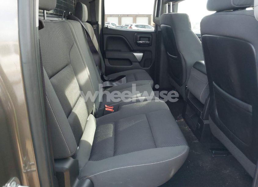 Photo 8 of 2015 Chevrolet Silverado 1500 1LT (VIN 1GCVKREC1FZ358672)