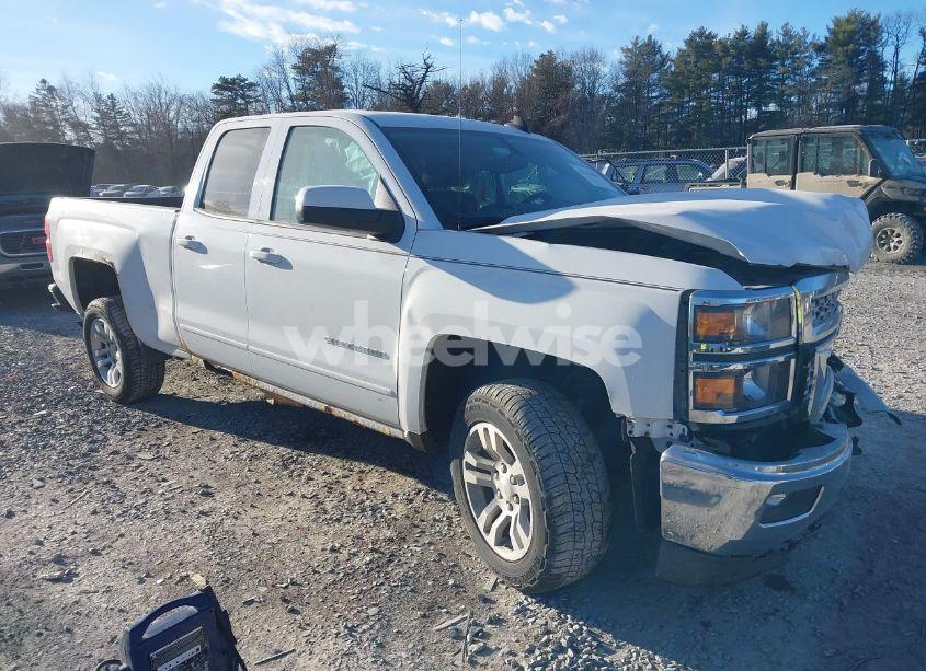 2015 Chevrolet Silverado 1500 1LT (VIN 1GCVKREC1FZ403836) main photo