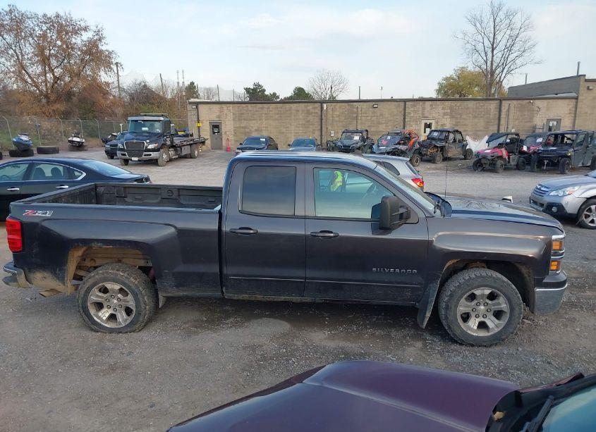 Photo 14 of 2015 Chevrolet Silverado 1500 2LT (VIN 1GCVKREC1FZ406297)