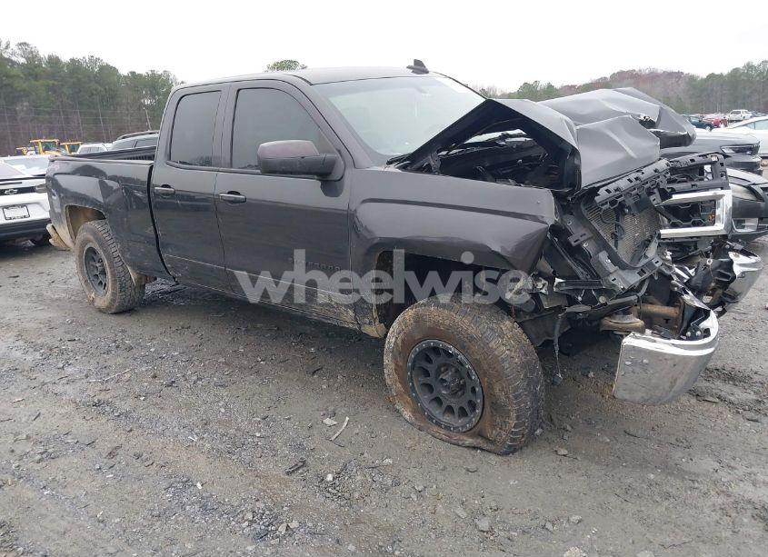 2015 Chevrolet Silverado 1500 1LT (VIN 1GCVKREC1FZ419888) main photo