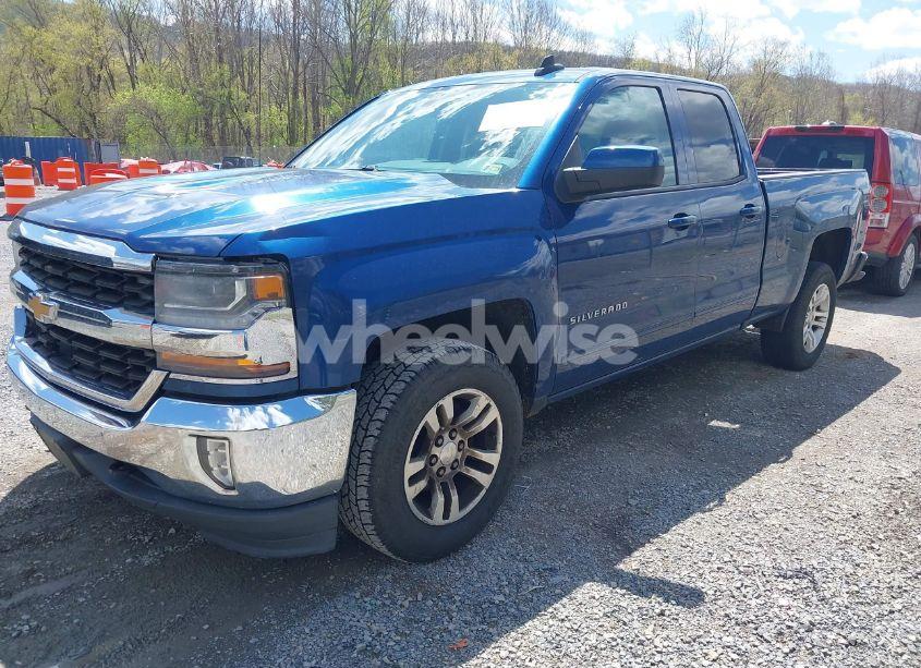 Photo 2 of 2016 Chevrolet Silverado 1500 1LT (VIN 1GCVKREC1GZ155122)