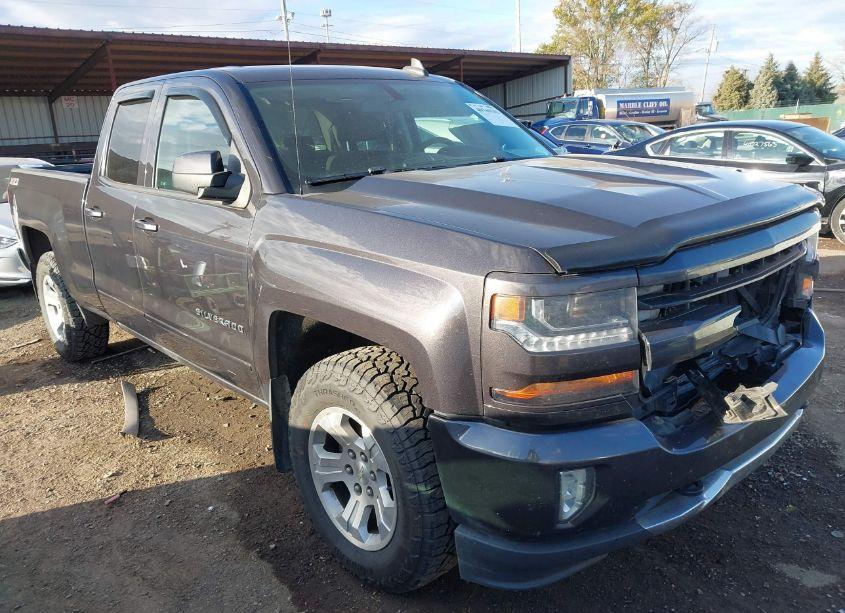 2016 Chevrolet Silverado 1500 2LT (VIN 1GCVKREC1GZ210927) main photo