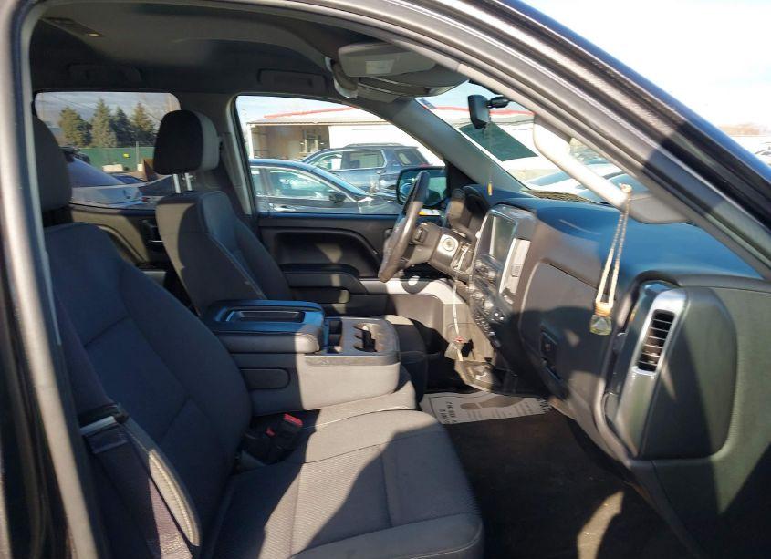 Photo 5 of 2016 Chevrolet Silverado 1500 2LT (VIN 1GCVKREC1GZ210927)