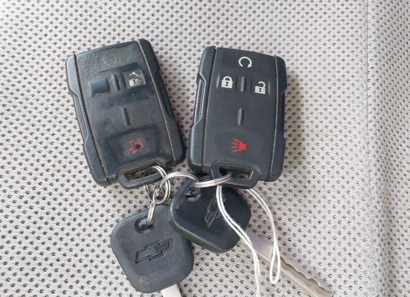 Photo 11 of 2016 Chevrolet Silverado 1500 2LT (VIN 1GCVKREC1GZ321414)