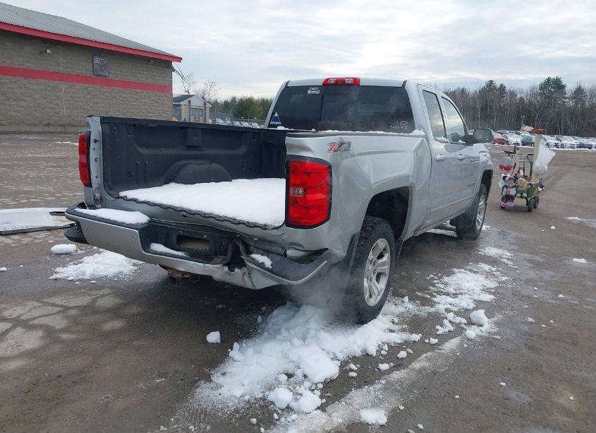 Photo 4 of 2016 Chevrolet Silverado 1500 2LT (VIN 1GCVKREC1GZ321414)