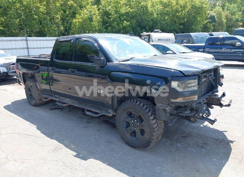 2016 Chevrolet Silverado 1500 2LT (VIN 1GCVKREC1GZ333224) main photo
