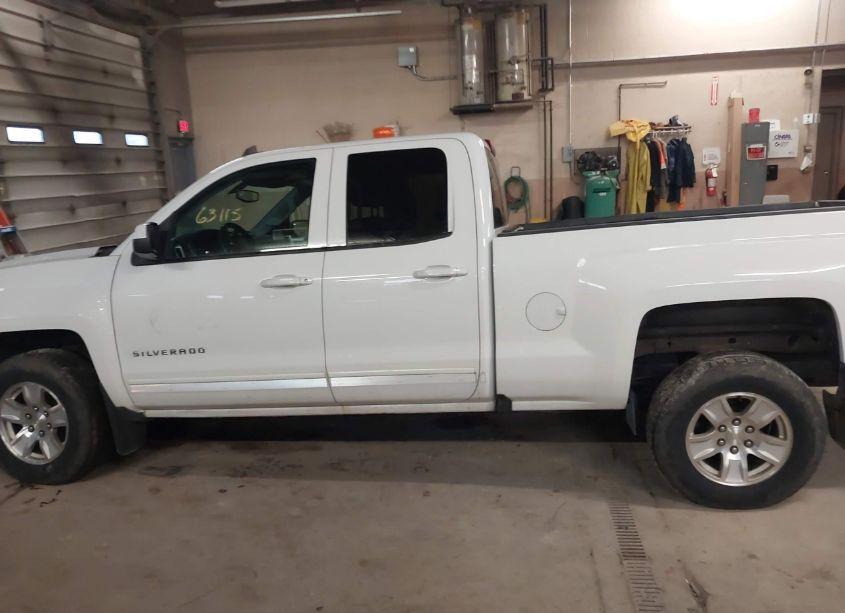 Photo 14 of 2016 Chevrolet Silverado 1500 1LT (VIN 1GCVKREC1GZ346121)