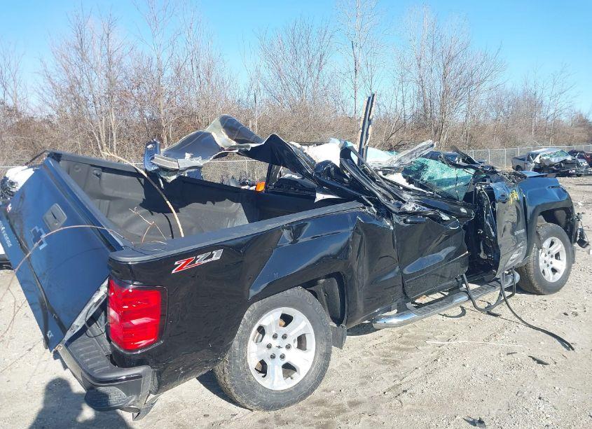 Photo 18 of 2016 Chevrolet Silverado 1500 2LT (VIN 1GCVKREC1GZ361072)