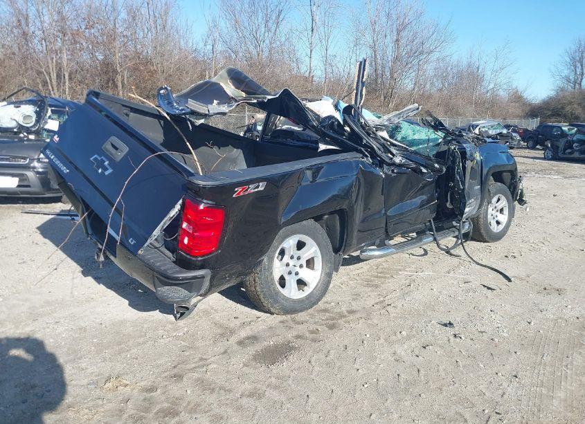 Photo 4 of 2016 Chevrolet Silverado 1500 2LT (VIN 1GCVKREC1GZ361072)