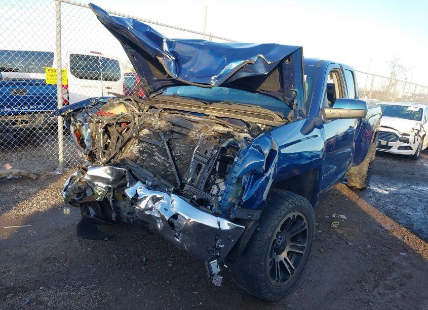 Photo 2 of 2016 Chevrolet Silverado 1500 1LT (VIN 1GCVKREC1GZ402364)