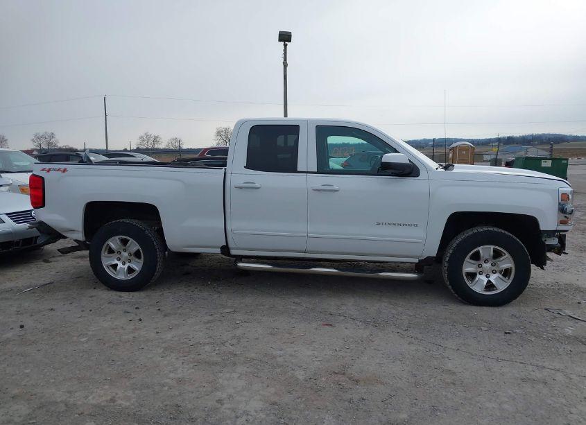 Photo 13 of 2016 Chevrolet Silverado 1500 1LT (VIN 1GCVKREC1GZ415986)