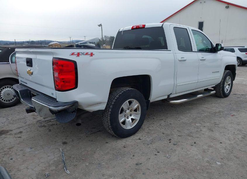 Photo 4 of 2016 Chevrolet Silverado 1500 1LT (VIN 1GCVKREC1GZ415986)