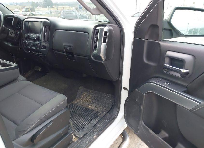 Photo 5 of 2016 Chevrolet Silverado 1500 1LT (VIN 1GCVKREC1GZ415986)