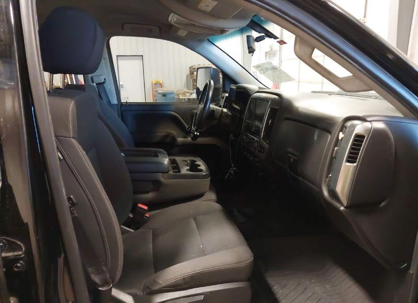 Photo 5 of 2017 Chevrolet Silverado 1500 1LT (VIN 1GCVKREC1HZ321981)