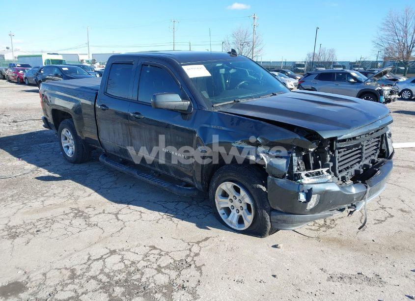 2017 Chevrolet Silverado 1500 2LT (VIN 1GCVKREC1HZ342782) main photo