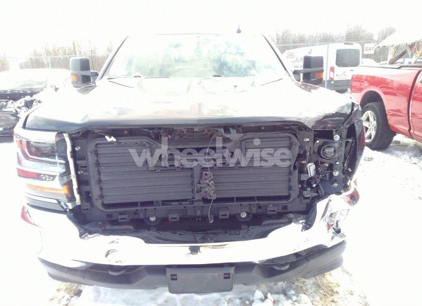 Photo 6 of 2017 Chevrolet Silverado 1500 1LT (VIN 1GCVKREC1HZ343530)