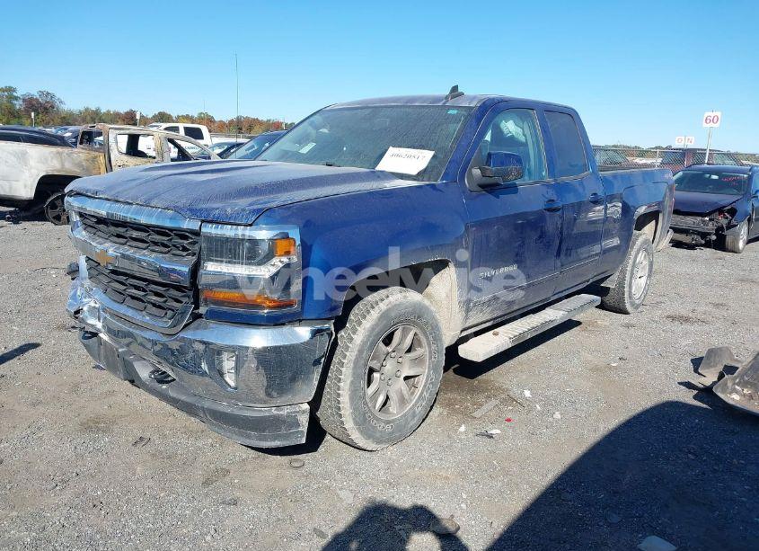 Photo 2 of 2017 Chevrolet Silverado 1500 1LT (VIN 1GCVKREC1HZ372414)